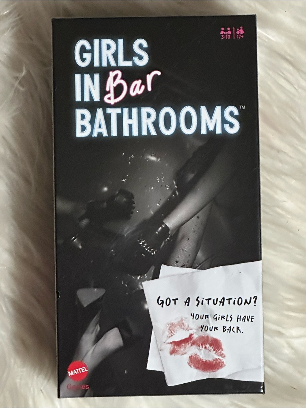 Girls in Bar Bathroom game